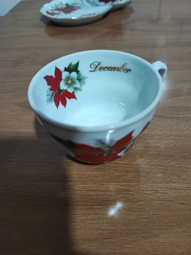 2 tazze da the natalizia