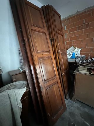 Puertas antiguas madera maciza 