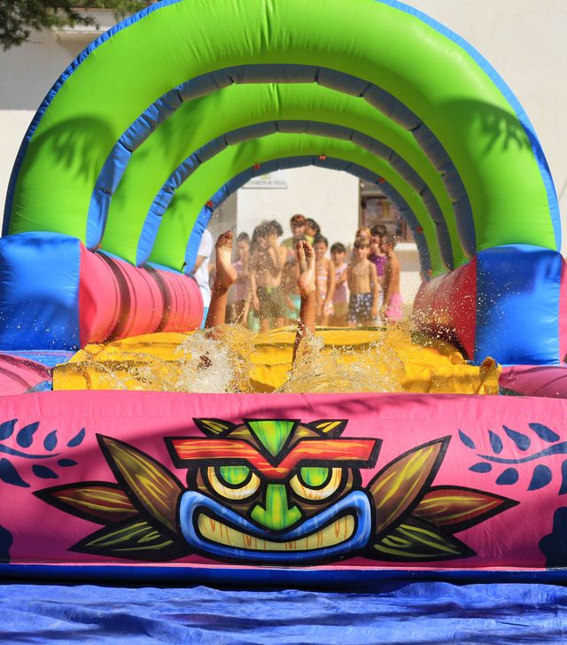 HINCHABLES ACUATICOS