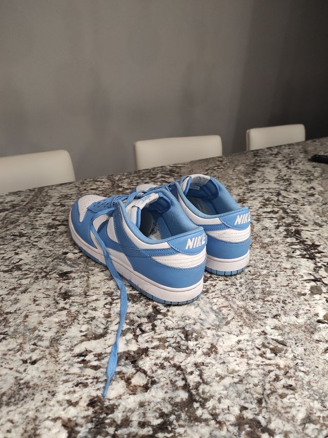 NIKE DUNK UNC