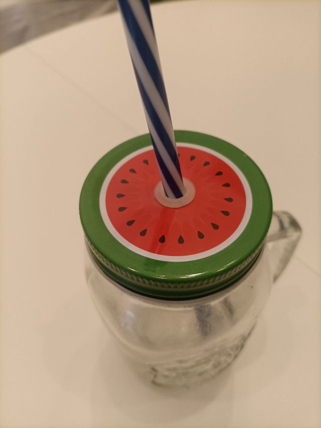 Jarra de cristal para refrescos