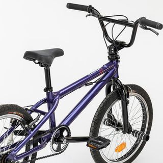 Bicicleta WRC BMX GT salto jumping Rave