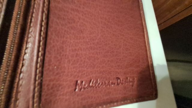 Cartera marrón de piel