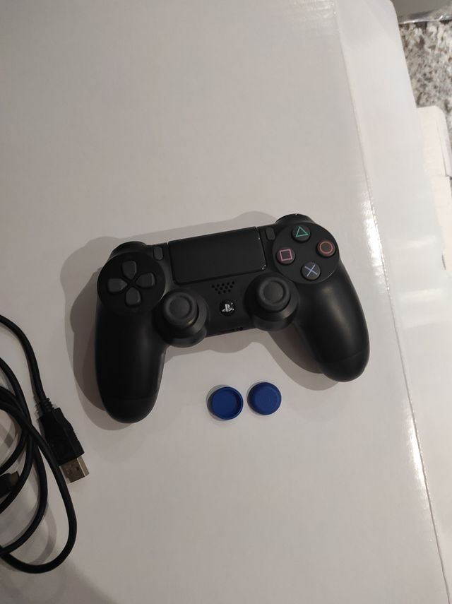 PlayStation 4 PRO + MANDO ORIGINAL