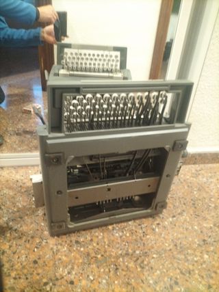 Màquina de escribir Olivetti