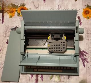 Macchina da scrivere elettronica anni '90 Vintage