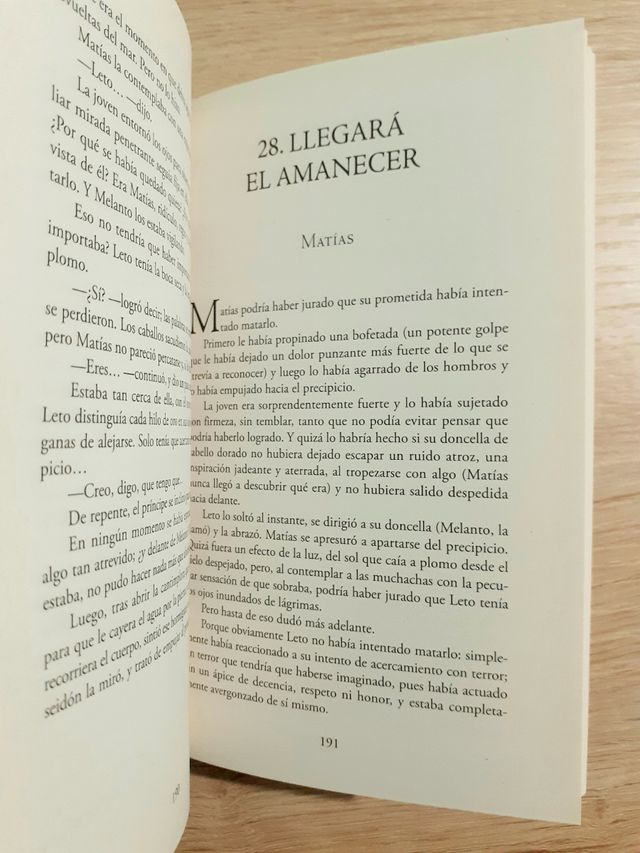 Libro MENTIRAS QUE LE CANTAMOS AL MAR
