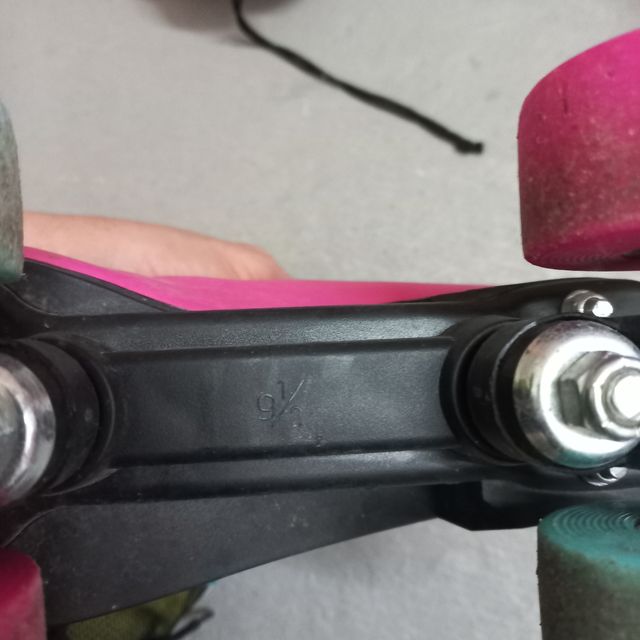 Patines casco y rodilleras