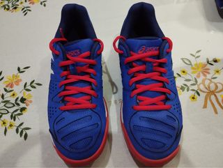 zapatillas de deporte, sirven para jugar padel