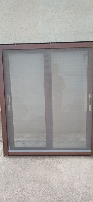 Ventana de aluminio
