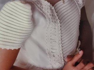 Vestido de primera comunión impecable.