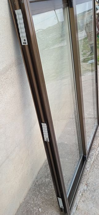Ventana de aluminio