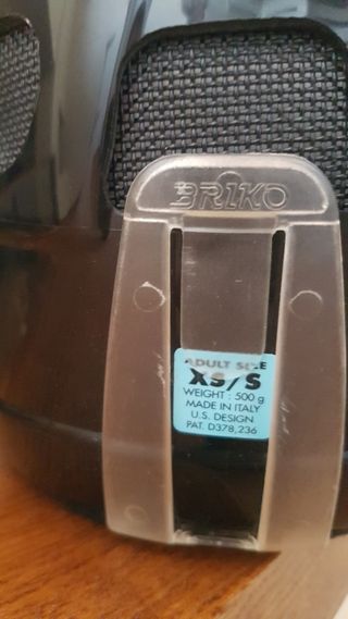 Casco esqui con protecciones