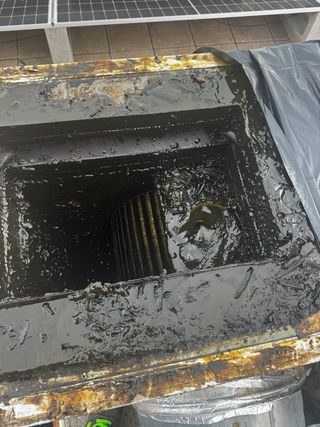 Limpieza de campanas  y conductos en 1 dia