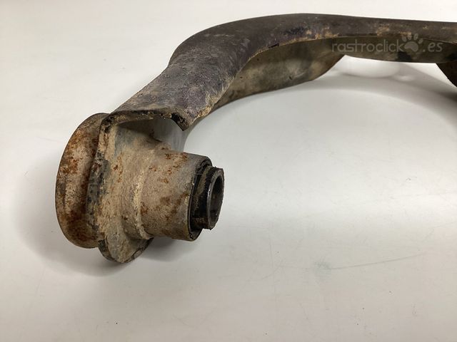 Brazo delantero superior VW T3 251407047B