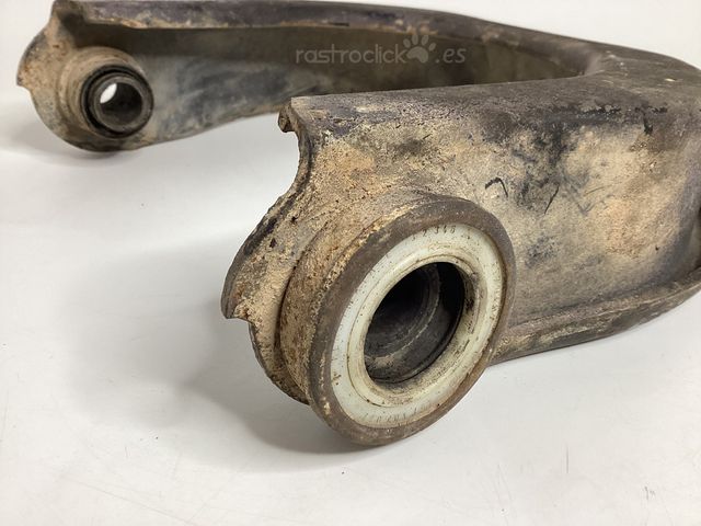Brazo delantero superior VW T3 251407047B