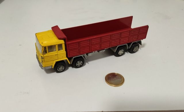 CAMION MIRA PEGASO A48 1:64 AVEC REMORQUE