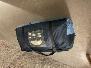 tienda de campaña familiar