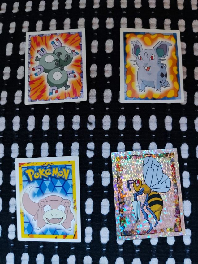 13 Cromos Originales Pokémon Merlín Collections