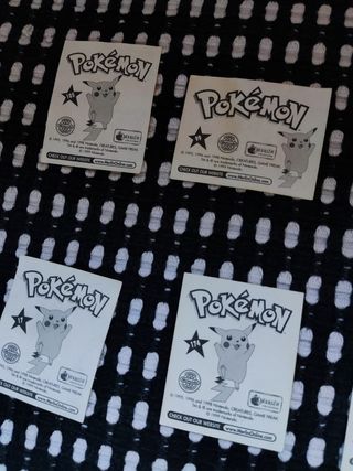 13 Cromos Originales Pokémon Merlín Collections