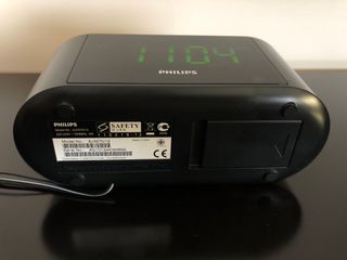 Reloj despertador Philips con radio y dos alarmas