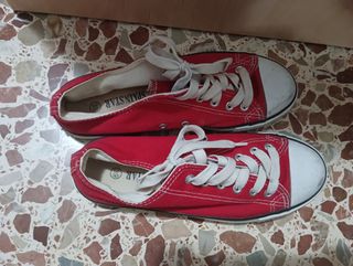 Zapatillas tipo converse 