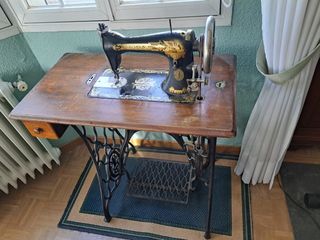 Máquina de coser Singer