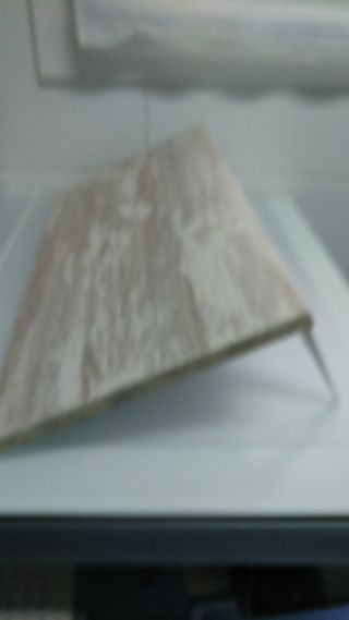 Balda gris 60x30 cm con escuadras