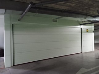 Automatismos de puertas de garaje y come