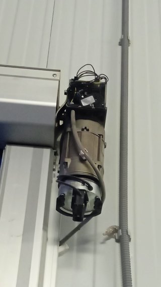 Automatismos de puertas de garaje y come