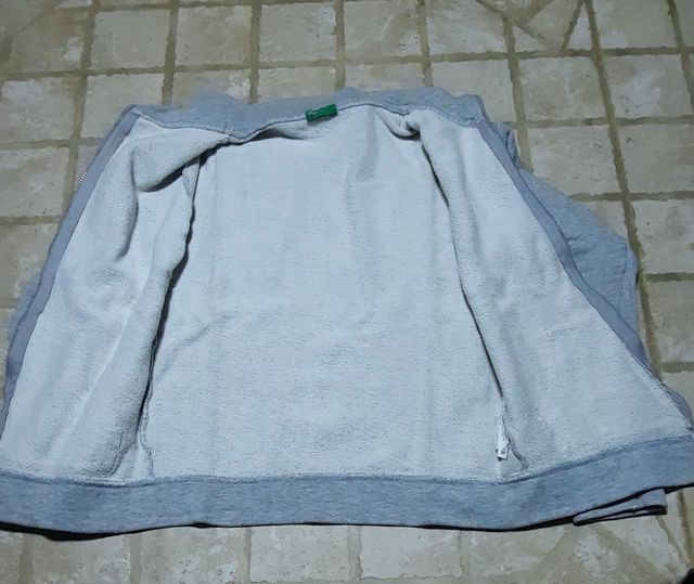 2 felpe Benetton bambina 10-11 anni