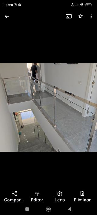 Puertas y pasamanos de acero inoxidable | A medida