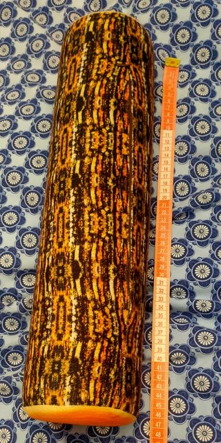 Cojin imitación tronco mediano