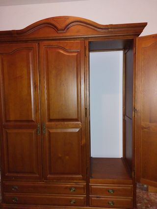 Armario en muy buenas condiciones