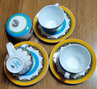 Set de tazas y azucarera