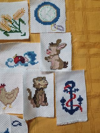 Lotto 11 Ricami punto croce