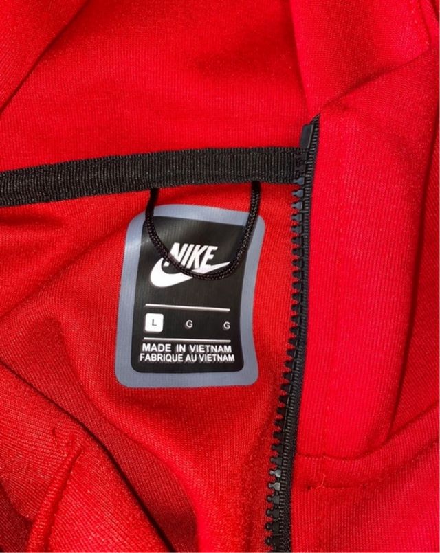 nike teech azul y rojo 120€ los dos