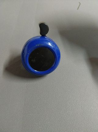 Soporte y timbre para bicicleta