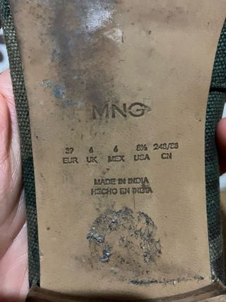 Bailarinas militares tachuelas