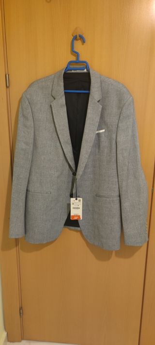 Chaqueta - marca: Zara - Talla 56