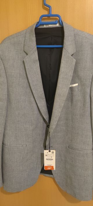 Chaqueta - marca: Zara - Talla 56