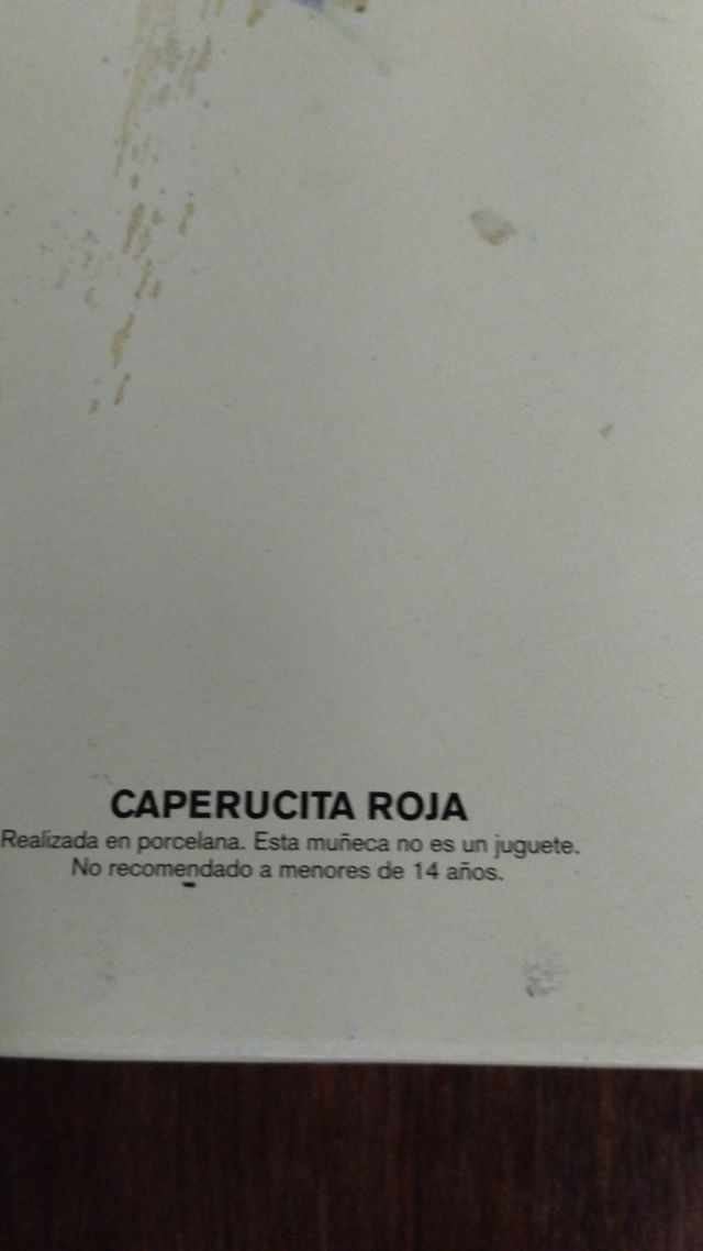 CAPERUCITA ROJA PORCELANA!!!