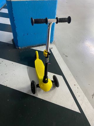 patinete amarillo decathlon