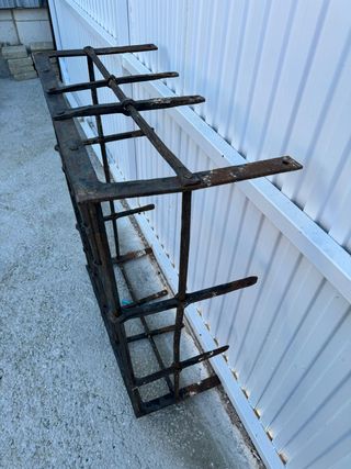 Antigua reja hecha a fragua.