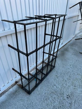 Antigua reja hecha a fragua.