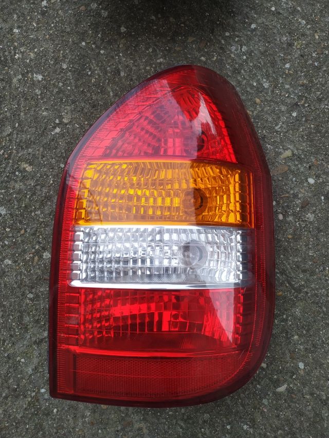 2 luci posteriori Opel Zafira A