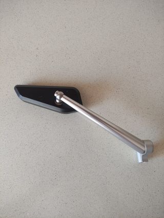 ESPEJOS DE MOTO UNIVERSALES MARCA RIZOMA