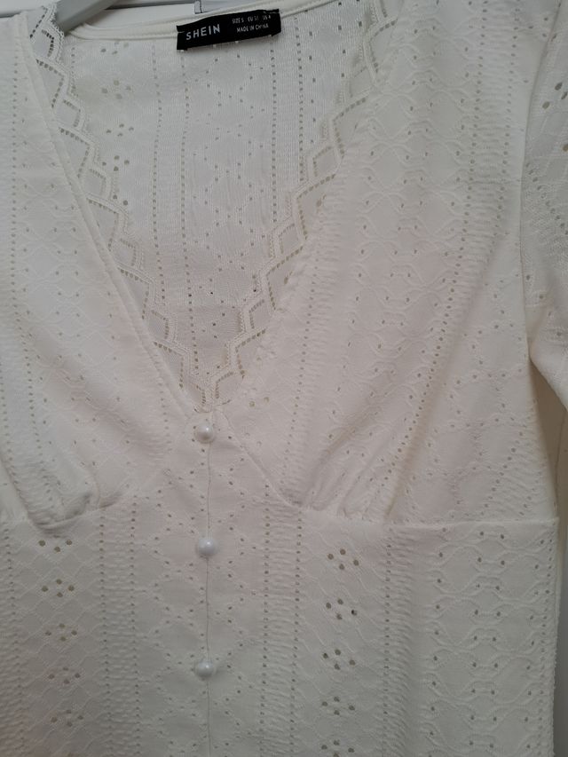 Camisa blanca calada