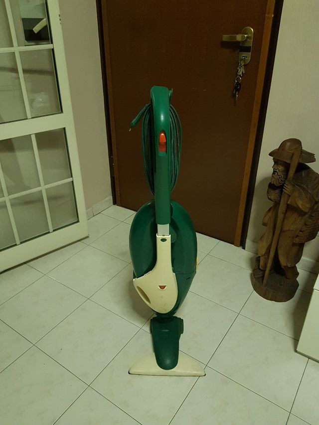 Folletto vorwerk modello 135