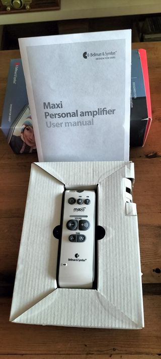 Audífonos. Amplificador de sonido nuevo.